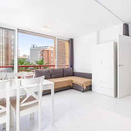 Daire Carlos V 3-a Levante Benidorm